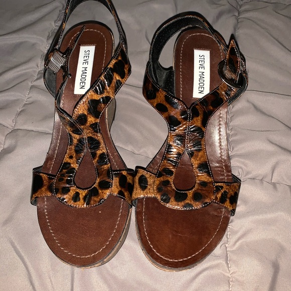 Steve Madden animal print wedge - Picture 2 of 7